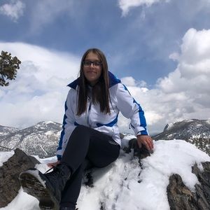 Meet your Posher, Arminda